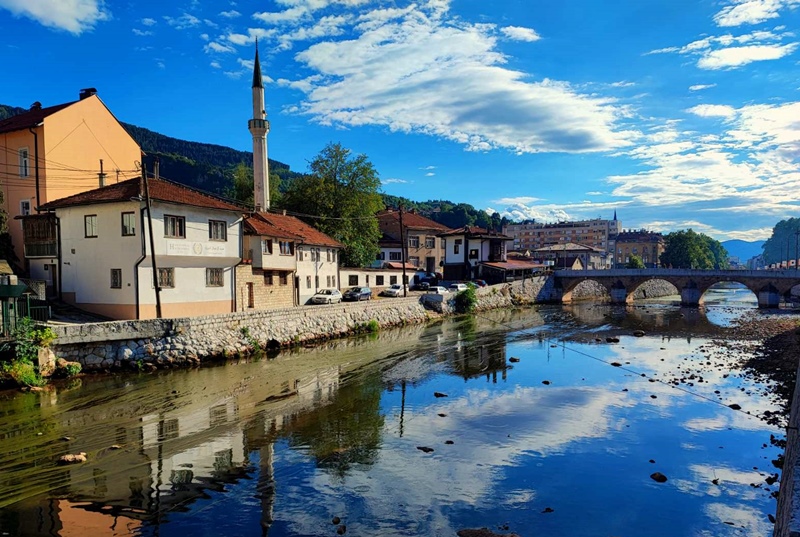 Proljetno Sarajevo spoj prirode i gastronomije
